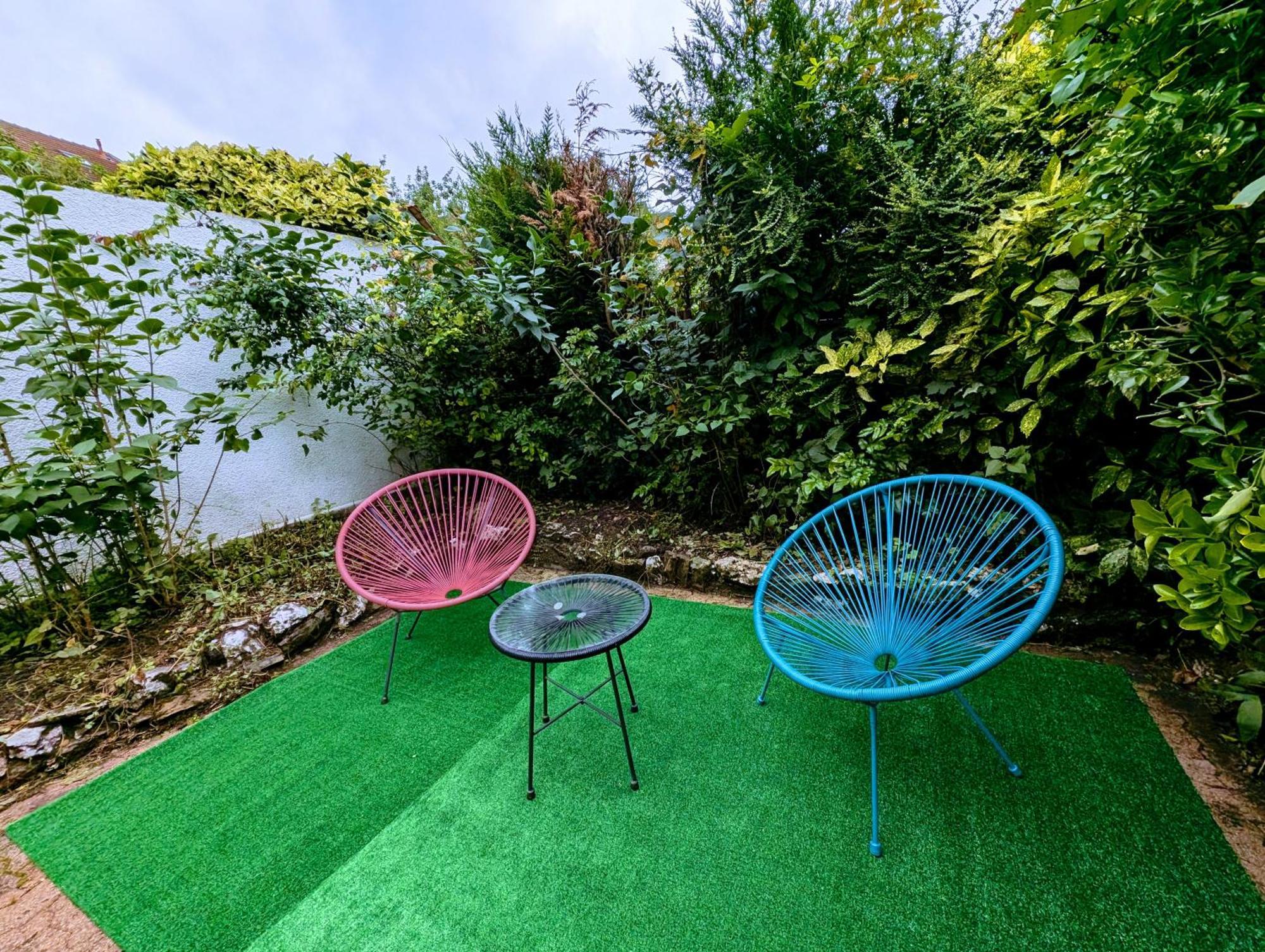 Stockholm- Studio Serenite Avec Jardin Charleville-Mezieres Exterior photo